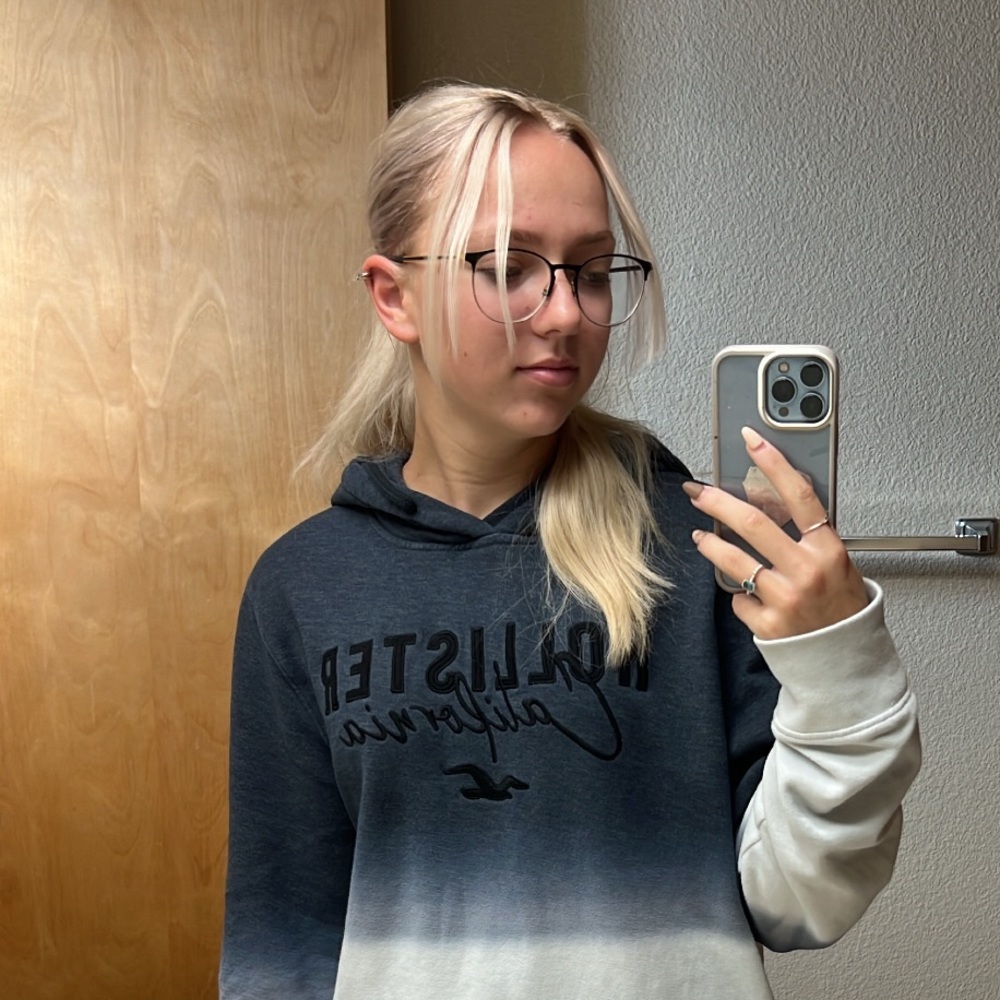 Meet your Posher, Savanah